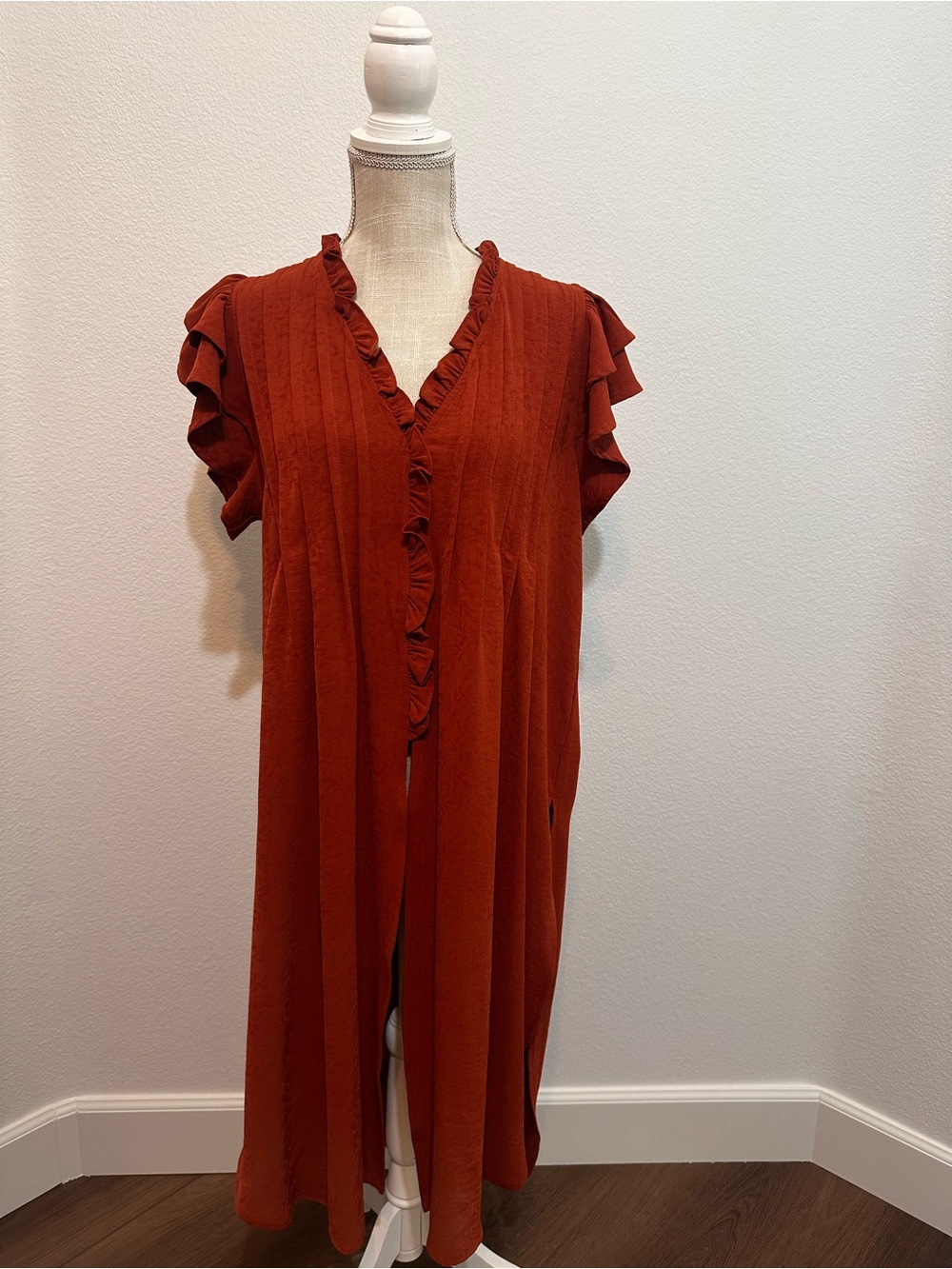 entro Rust Ruffle-Trim Tunic